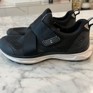 TIEM Black Cycling Shoes